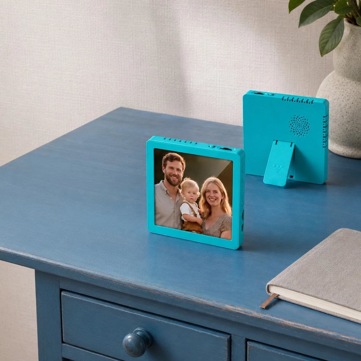 4-inch Mini Photo Frame, Turquoise — key features — image 5 of 7