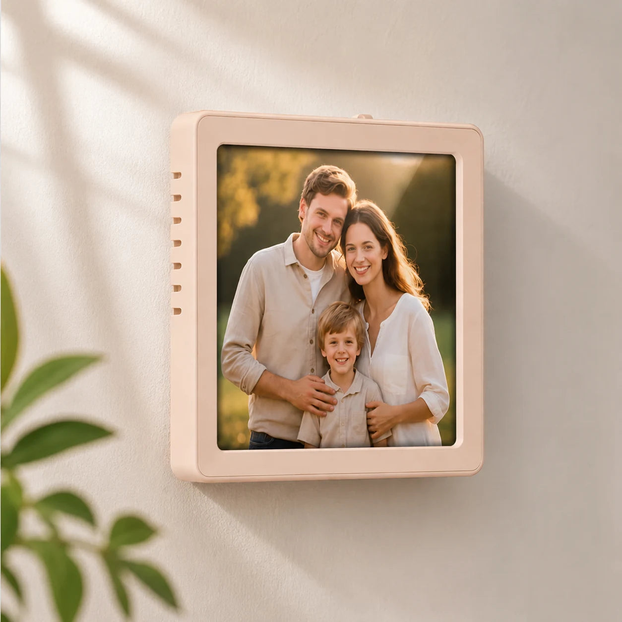 Mini cadre photo numérique 4″ Bluetooth – Rose poudré — vue produit sur fond blanc — vue 01/07